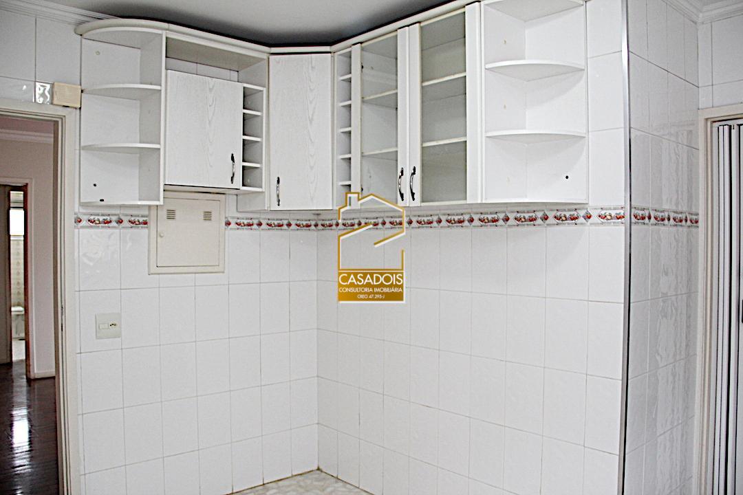 Apartamento à venda com 2 quartos, 100m² - Foto 19