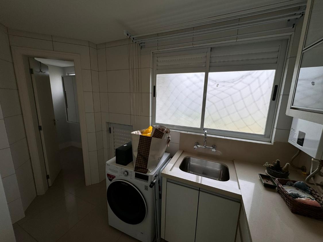 Apartamento à venda com 3 quartos, 139m² - Foto 15