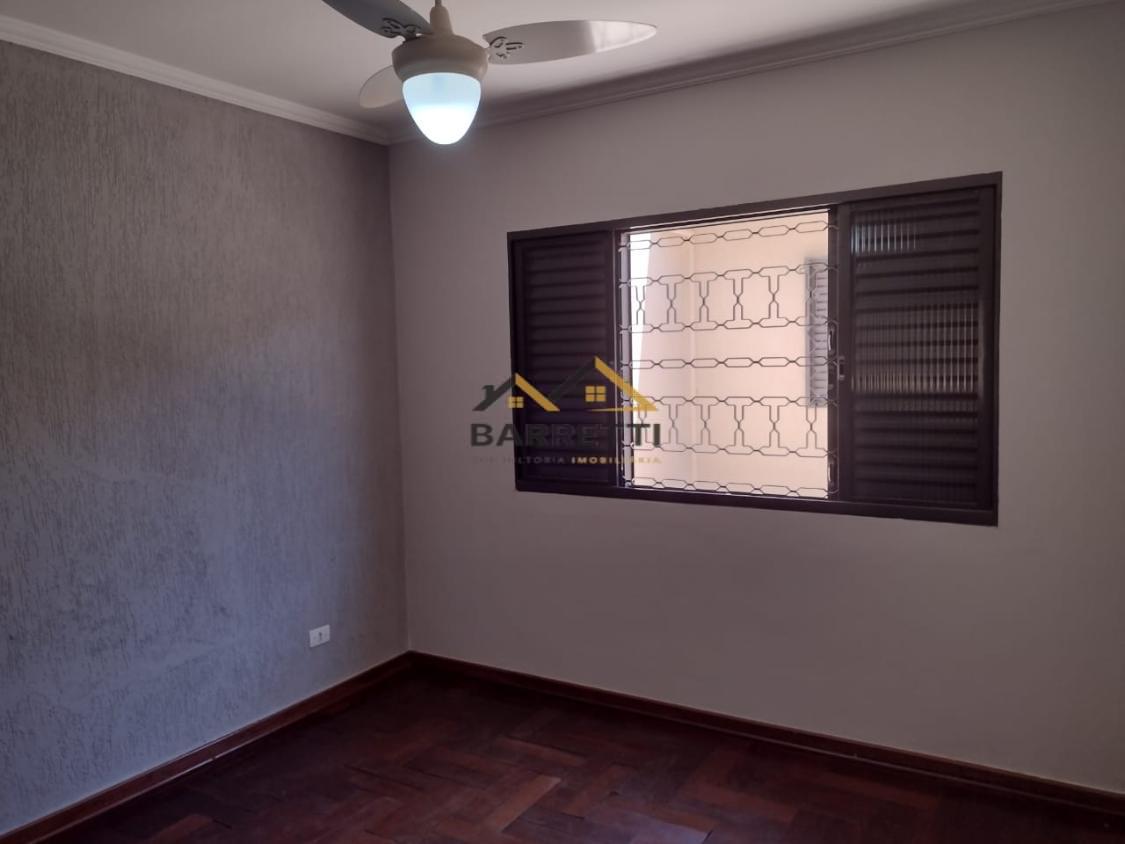 Casa à venda com 3 quartos, 1m² - Foto 13