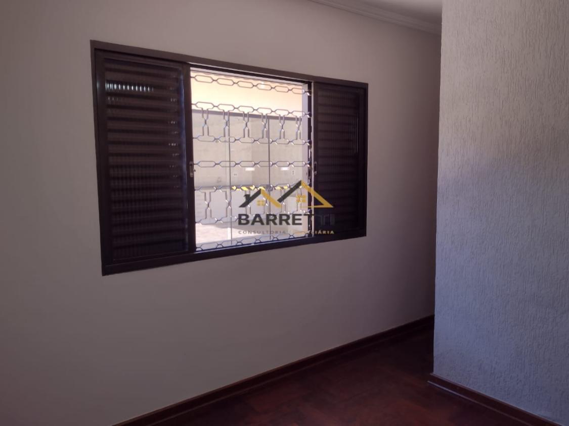 Casa à venda com 3 quartos, 1m² - Foto 18