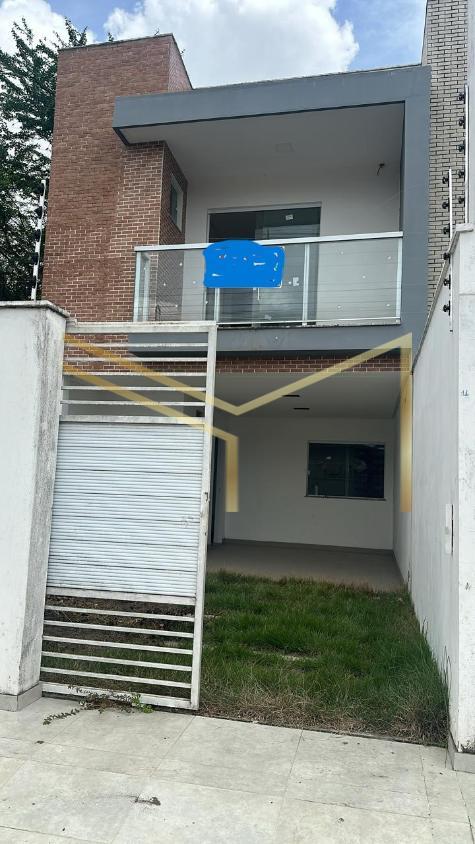 Casa à venda com 3 quartos, 100m² - Foto 1