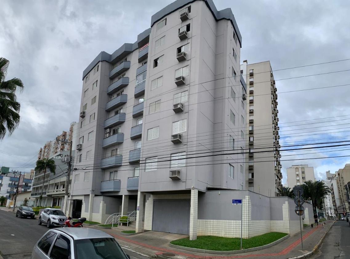 Apartamento à venda com 3 quartos, 90m² - Foto 1