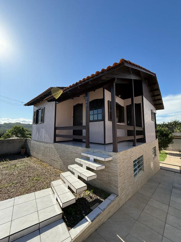 Casa à venda com 3 quartos, 150m² - Foto 3