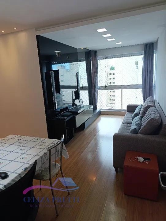 Apartamento à venda com 2 quartos, 64m² - Foto 3