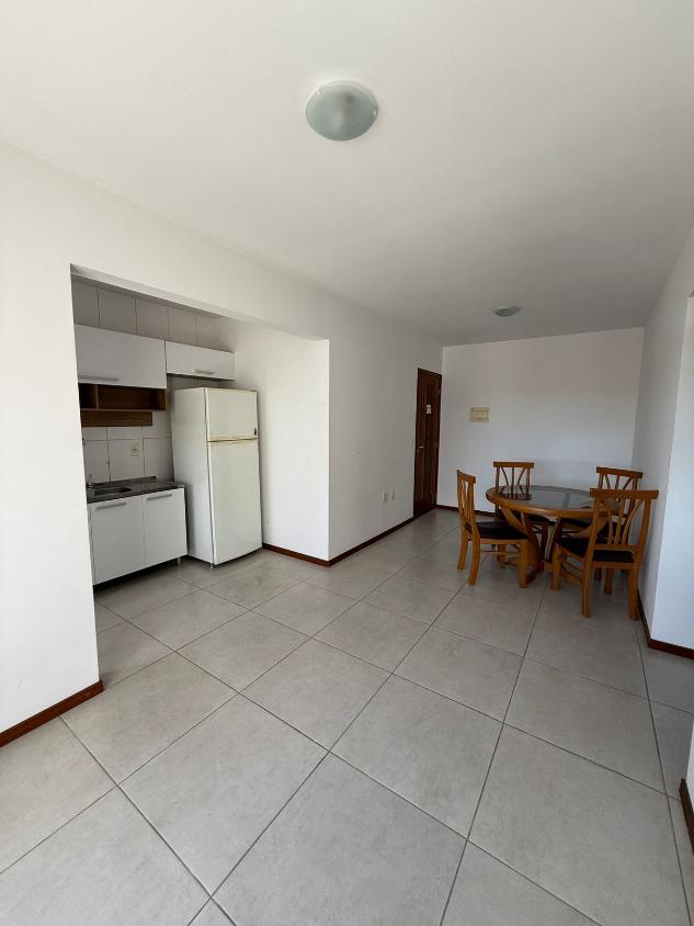 Apartamento à venda com 2 quartos, 56m² - Foto 1