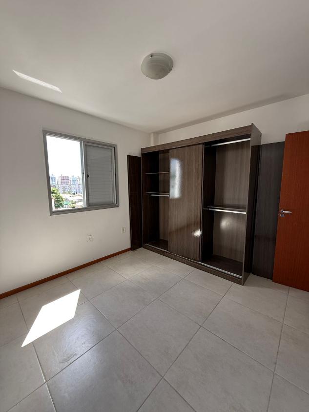 Apartamento à venda com 2 quartos, 56m² - Foto 3