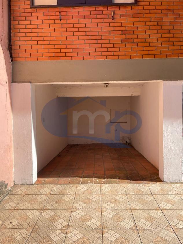 Apartamento à venda com 3 quartos, 140m² - Foto 2