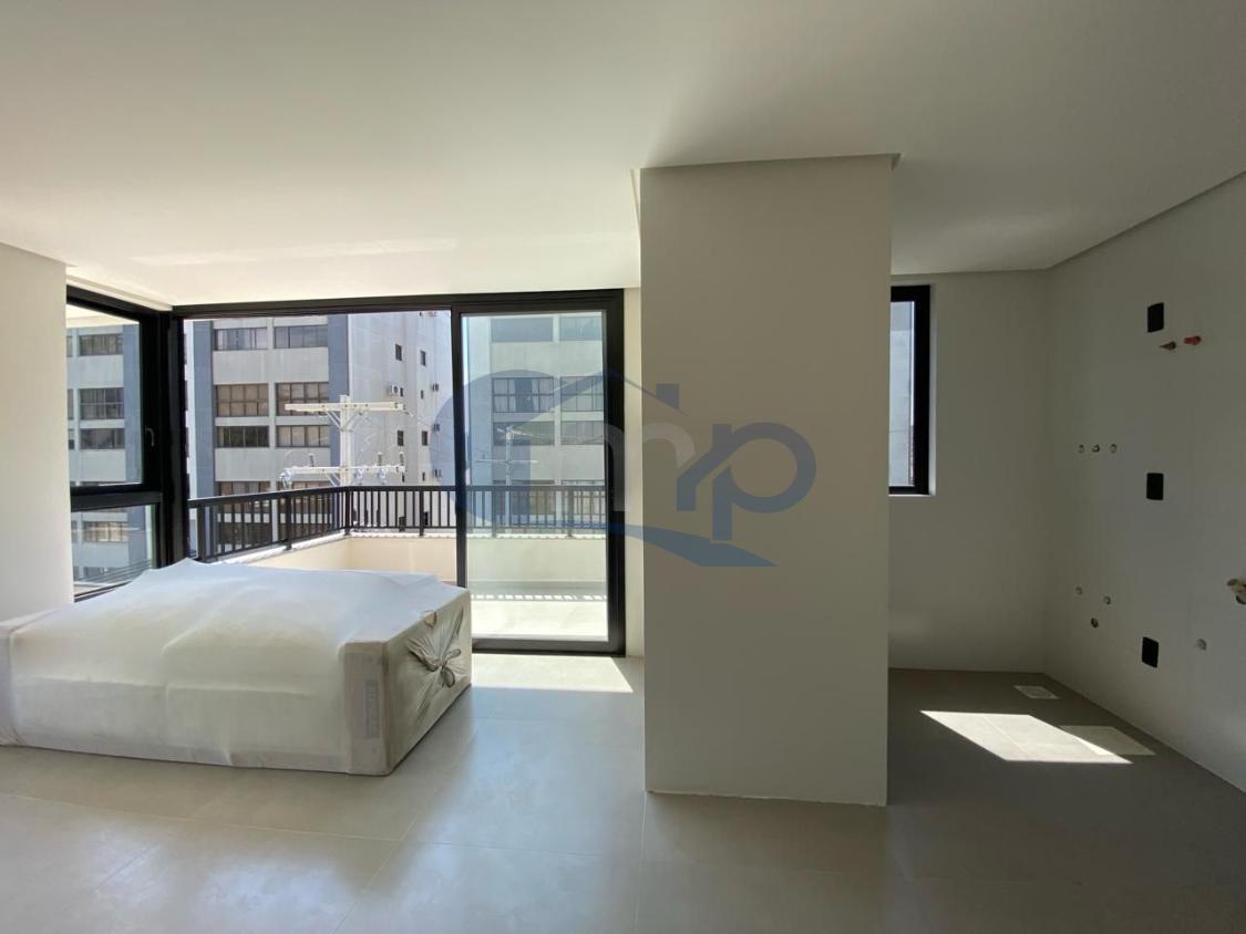 Apartamento à venda com 2 quartos, 64m² - Foto 13