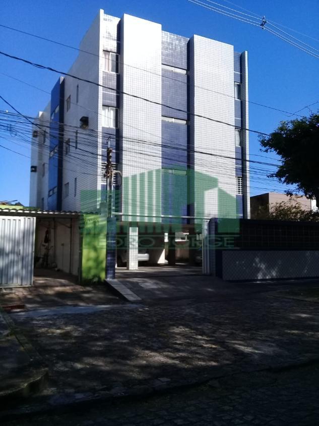 Apartamento para alugar com 3 quartos, 111m² - Foto 1