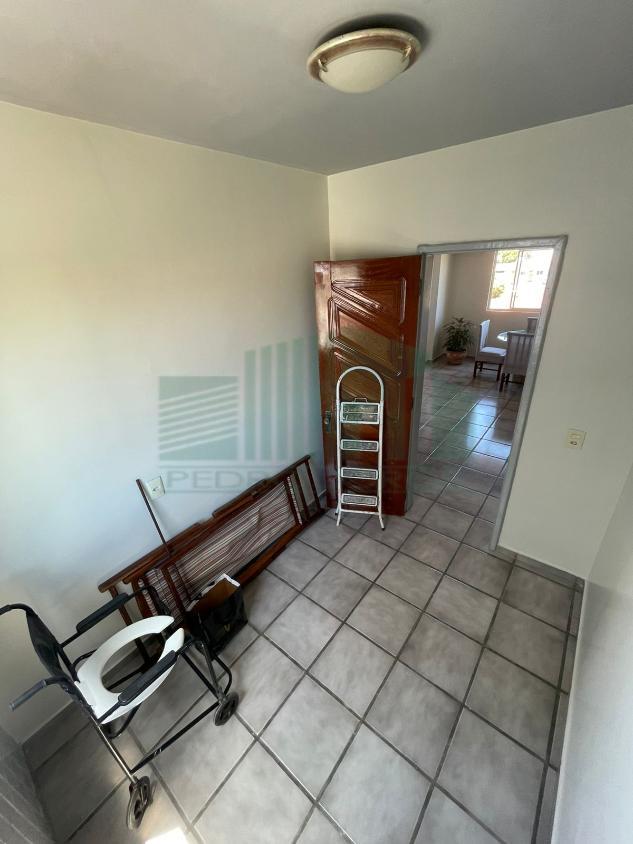 Apartamento para alugar com 3 quartos, 111m² - Foto 6