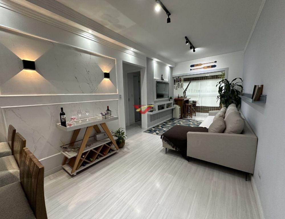 Apartamento à venda com 2 quartos, 75m² - Foto 8