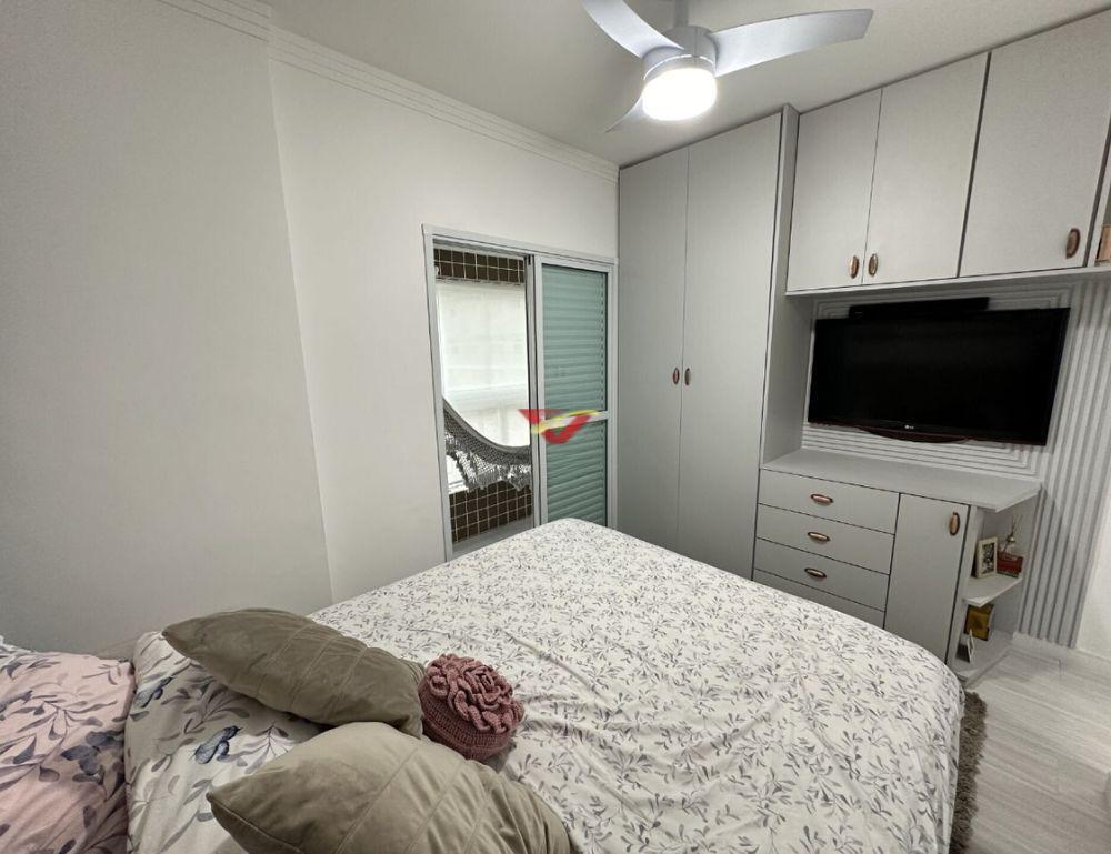 Apartamento à venda com 2 quartos, 75m² - Foto 17