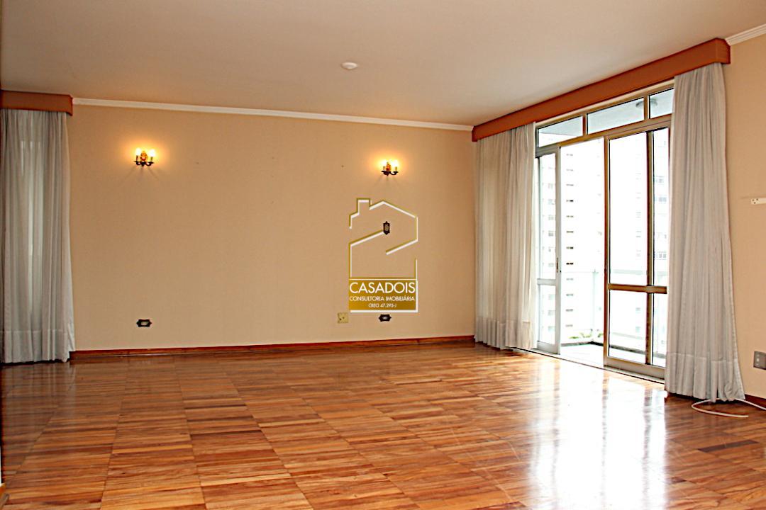 Apartamento à venda e aluguel com 3 quartos, 224m² - Foto 1