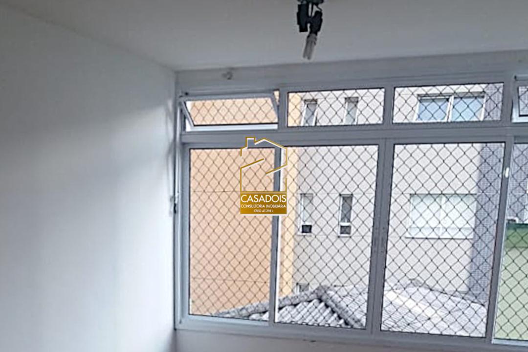 Apartamento para alugar com 3 quartos, 90m² - Foto 2