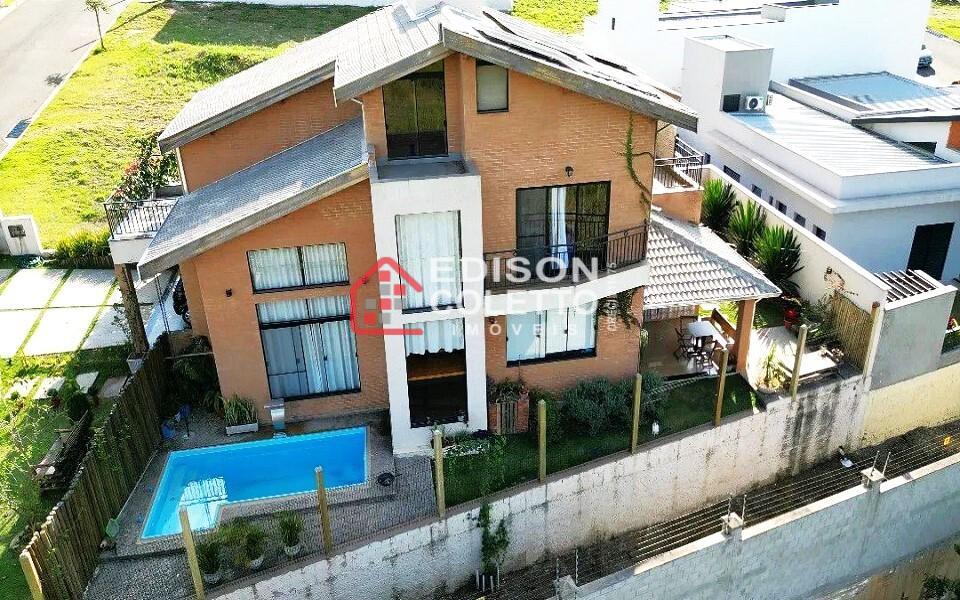 Casa de Condomínio à venda com 3 quartos, 253m² - Foto 4