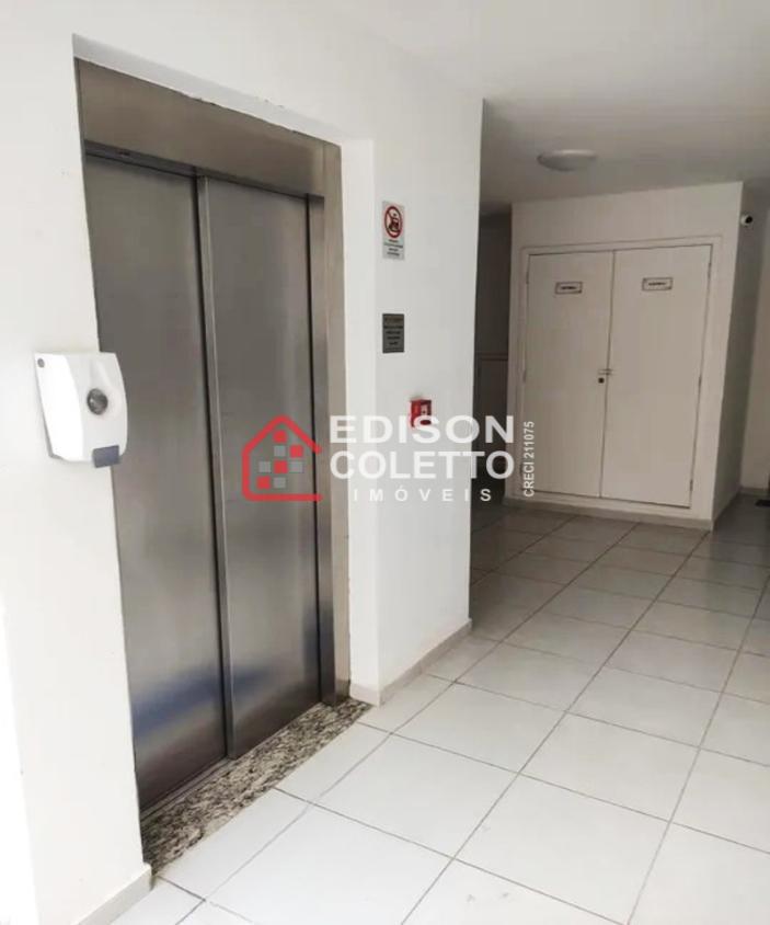 Apartamento à venda com 2 quartos, 53m² - Foto 12