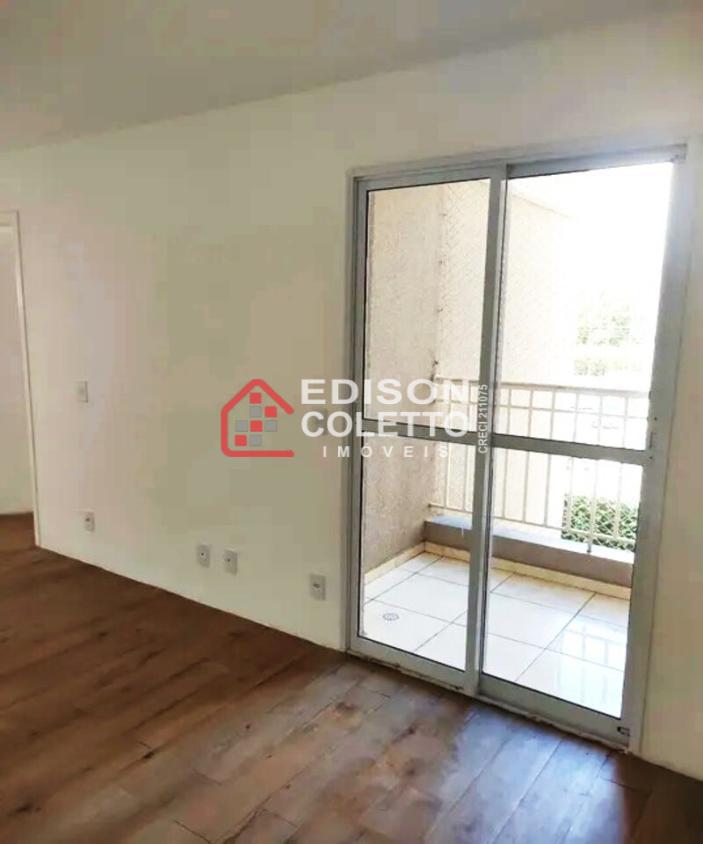 Apartamento à venda com 2 quartos, 53m² - Foto 3