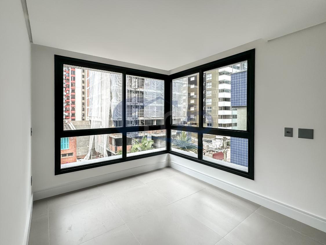 Apartamento à venda com 2 quartos, 97m² - Foto 9