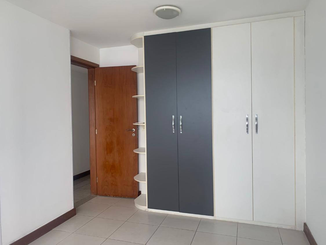 Apartamento à venda com 4 quartos, 220m² - Foto 19