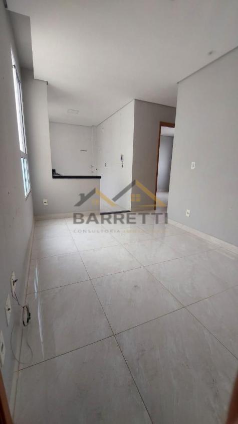 Apartamento à venda com 2 quartos, 46m² - Foto 2