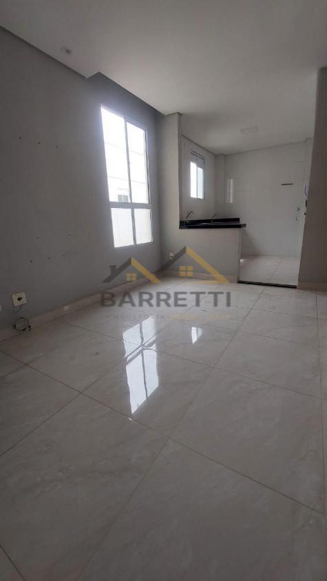 Apartamento à venda com 2 quartos, 46m² - Foto 1