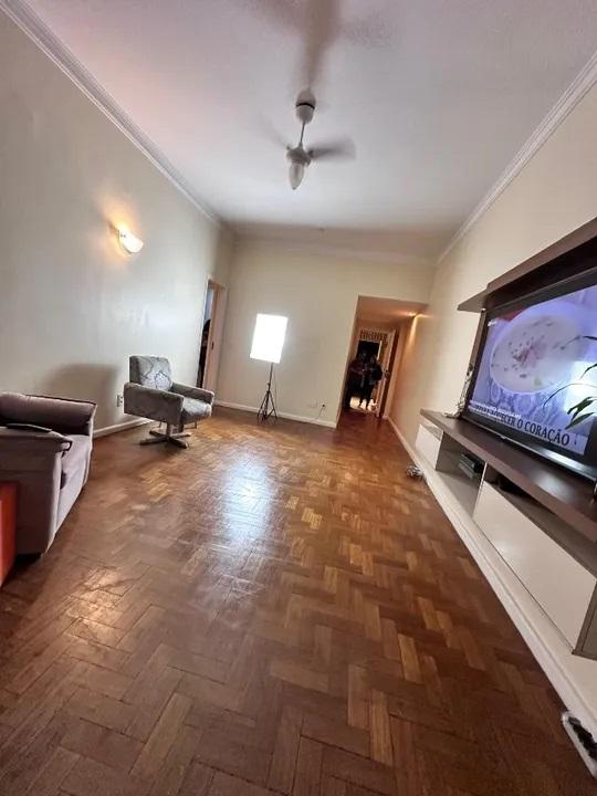 Apartamento à venda com 3 quartos, 134m² - Foto 1