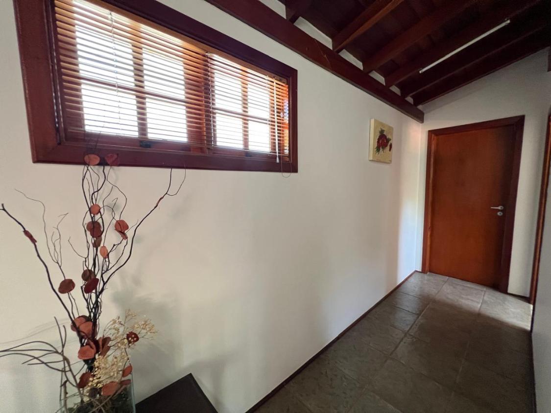 Casa à venda com 3 quartos, 243m² - Foto 38