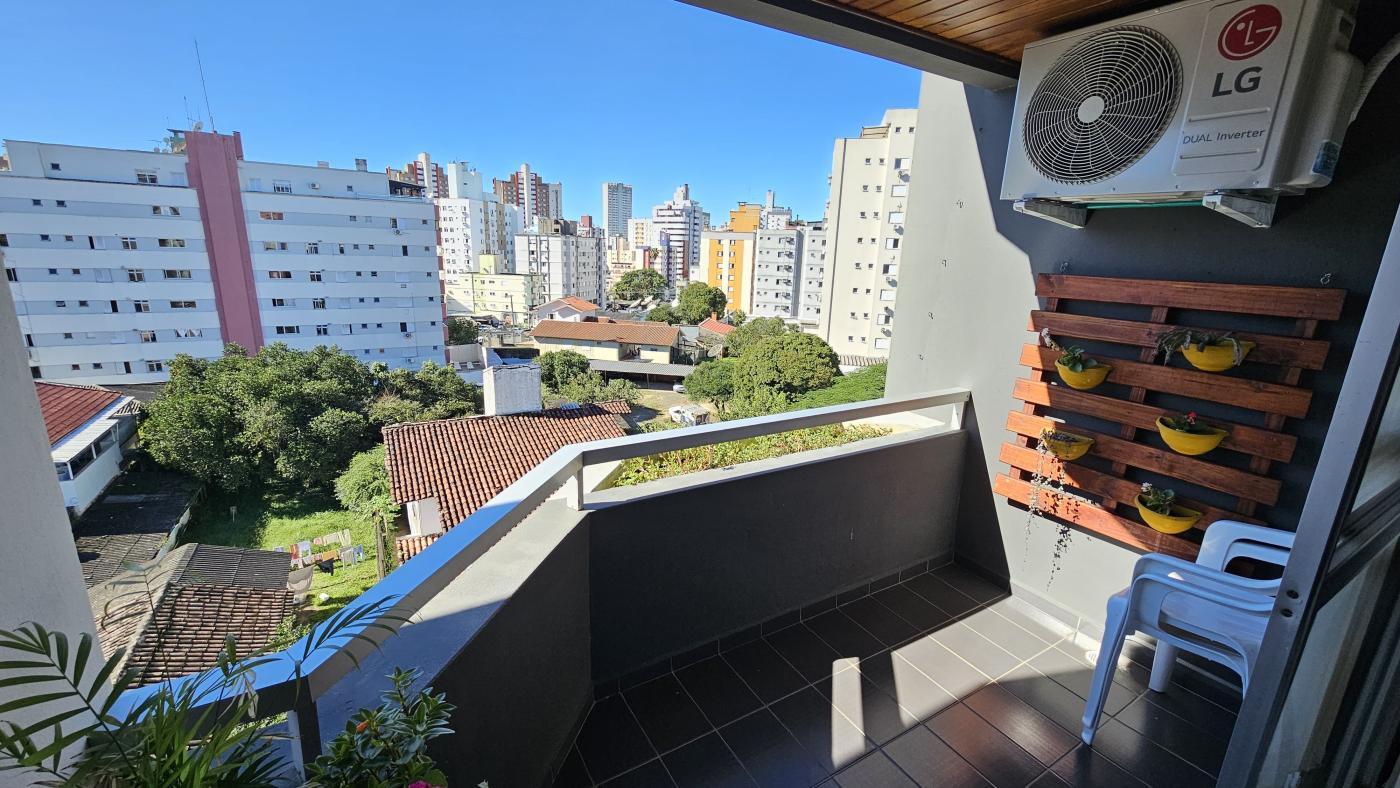 Apartamento à venda com 3 quartos, 85m² - Foto 10