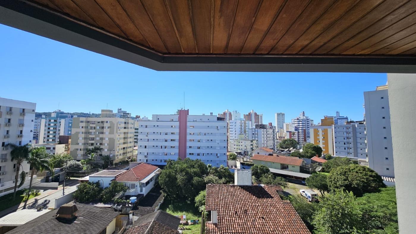 Apartamento à venda com 3 quartos, 85m² - Foto 11