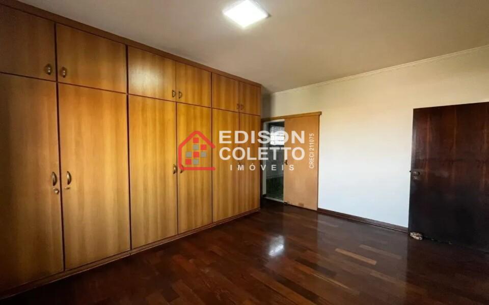 Casa à venda e aluguel, 256m² - Foto 14