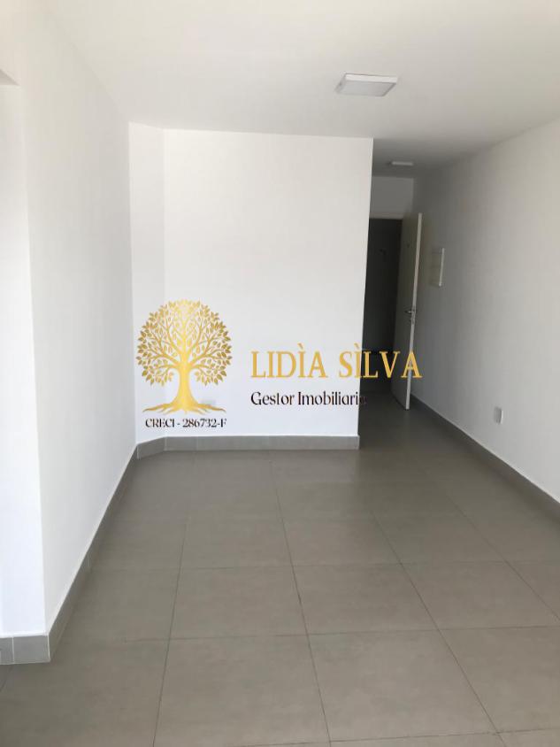 Apartamento à venda com 2 quartos, 62m² - Foto 4