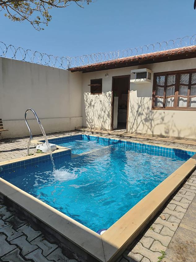 Casa de Condomínio à venda com 3 quartos, 130m² - Foto 1