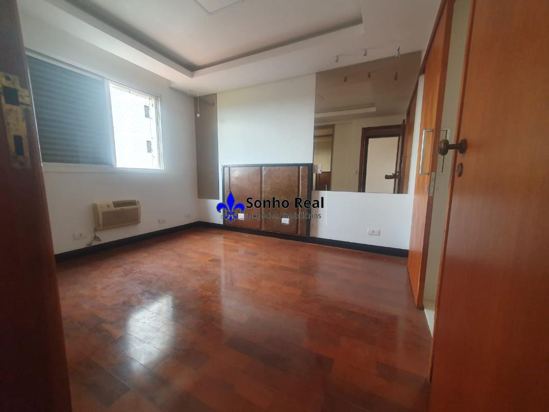 Apartamento à venda com 3 quartos, 134m² - Foto 17