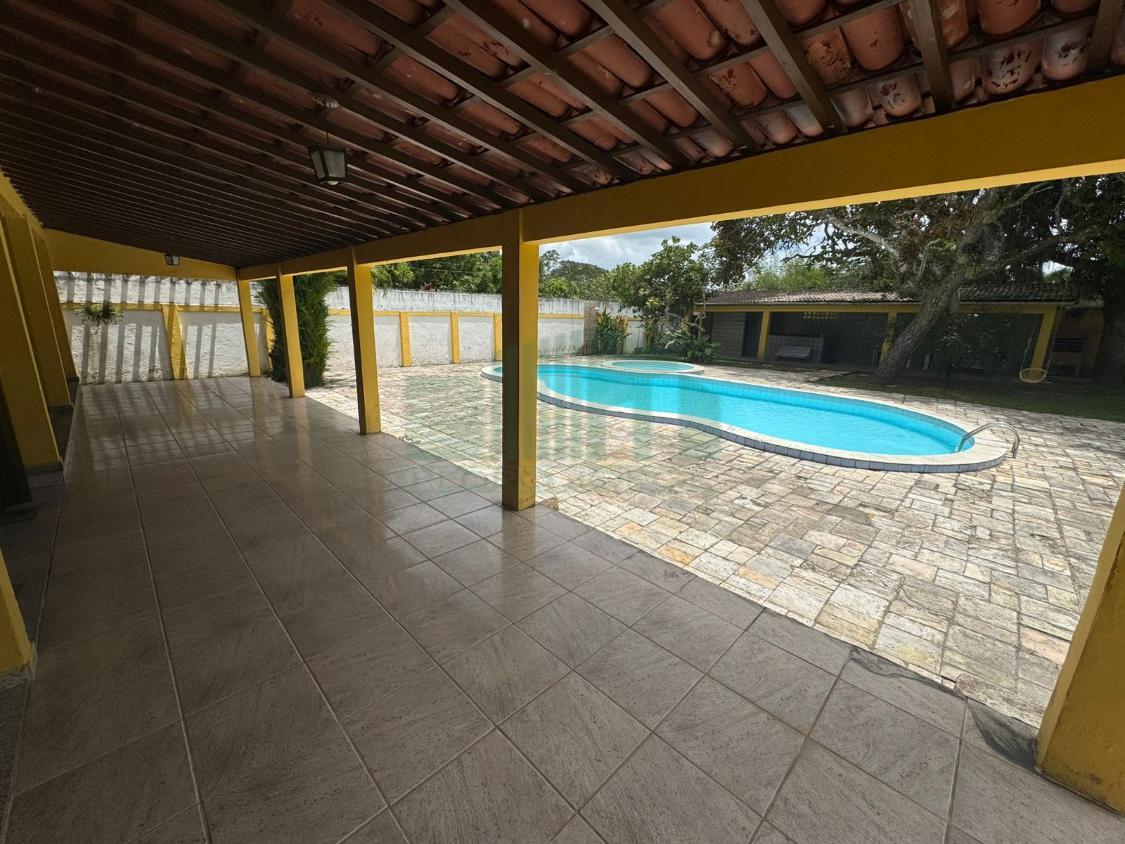 Casa para alugar com 4 quartos, 350m² - Foto 18