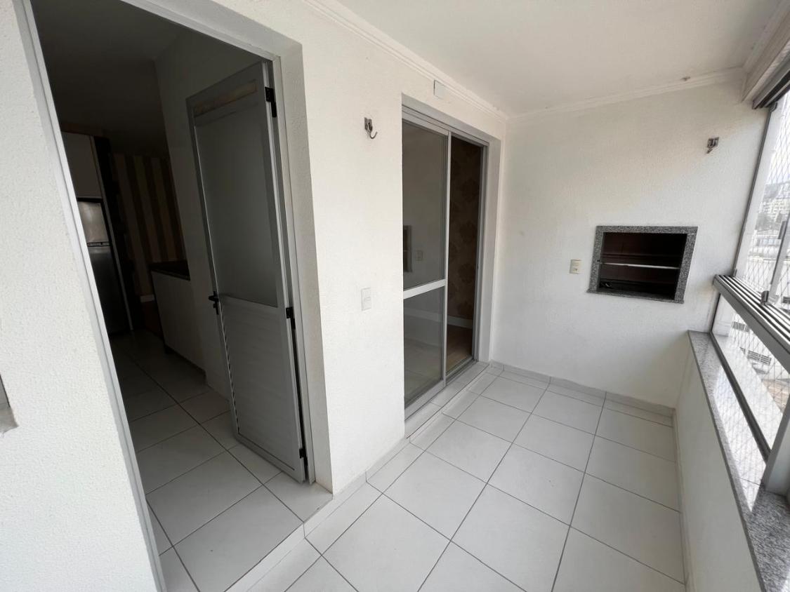 Apartamento à venda com 3 quartos, 88m² - Foto 9