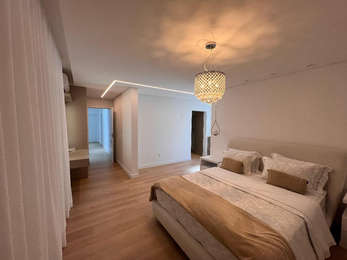 Casa à venda com 3 quartos, 299m² - Foto 16