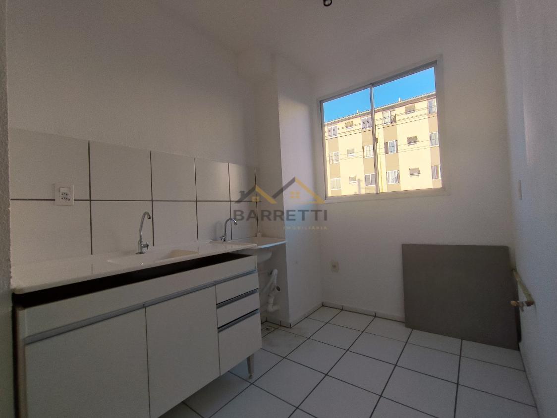 Apartamento à venda com 2 quartos, 43m² - Foto 11