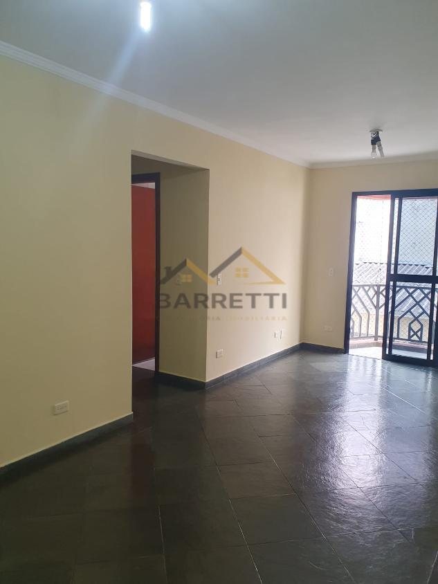 Apartamento à venda com 2 quartos, 73m² - Foto 2