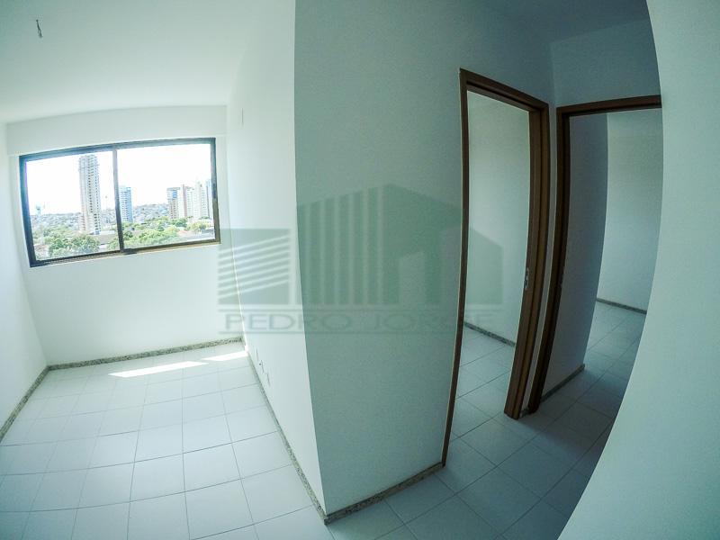 Apartamento à venda com 2 quartos, 41m² - Foto 4