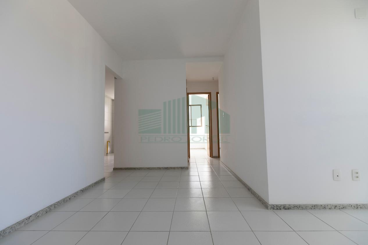 Apartamento à venda com 3 quartos, 61m² - Foto 2