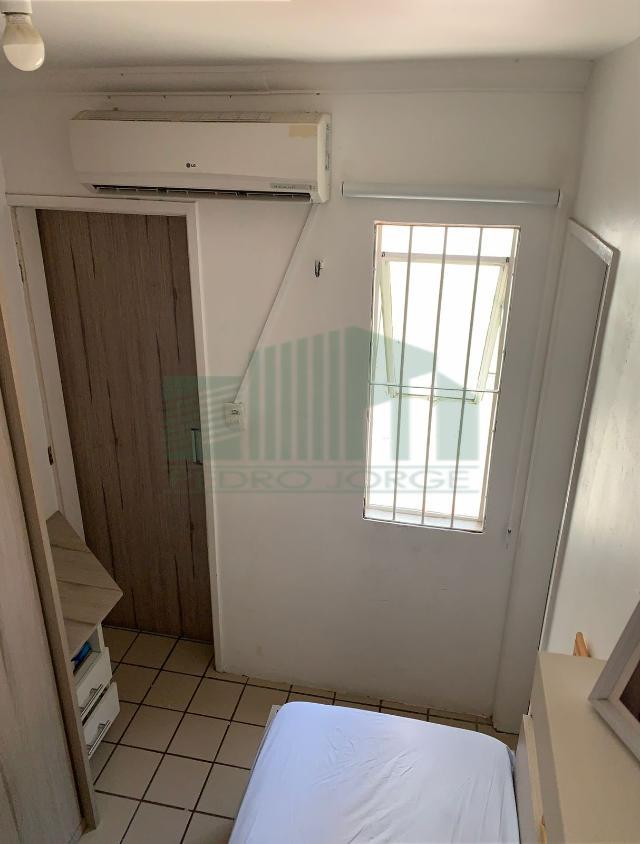 Apartamento à venda com 2 quartos, 76m² - Foto 17