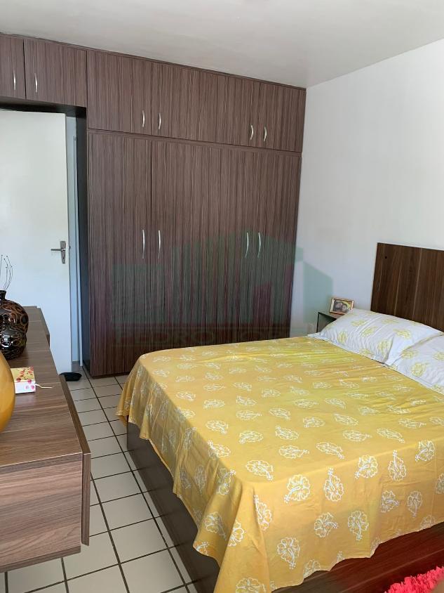 Apartamento à venda com 2 quartos, 76m² - Foto 9