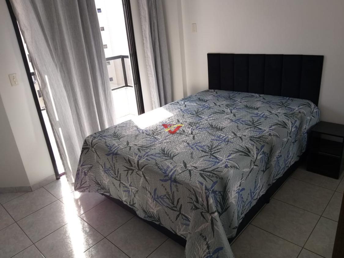 Apartamento à venda com 1 quarto, 70m² - Foto 14