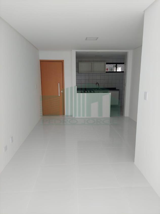 Apartamento à venda com 2 quartos, 51m² - Foto 3