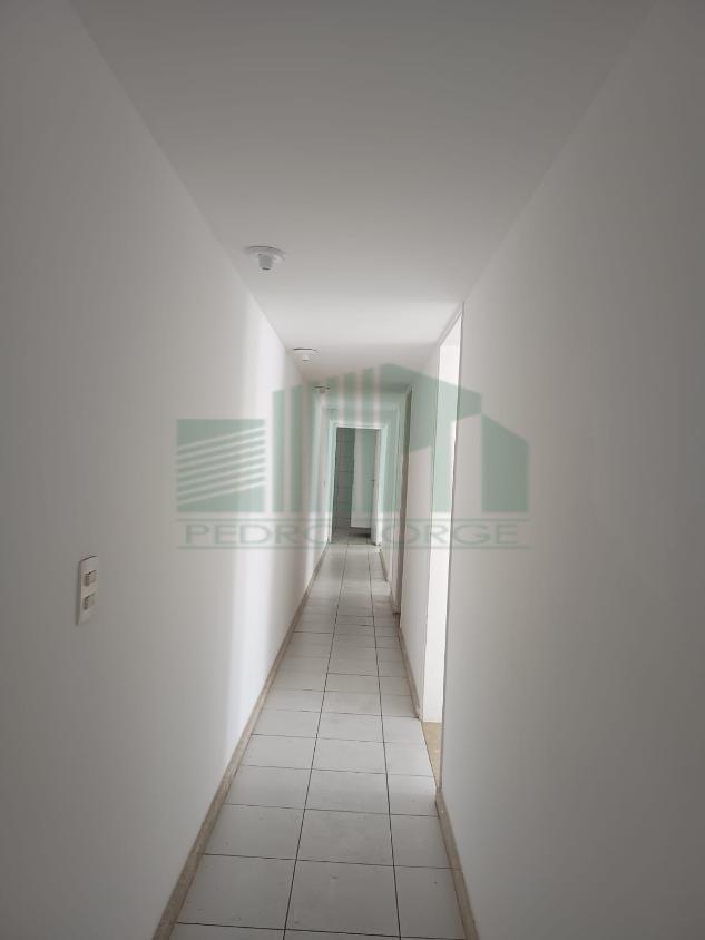 Apartamento à venda com 4 quartos, 162m² - Foto 3