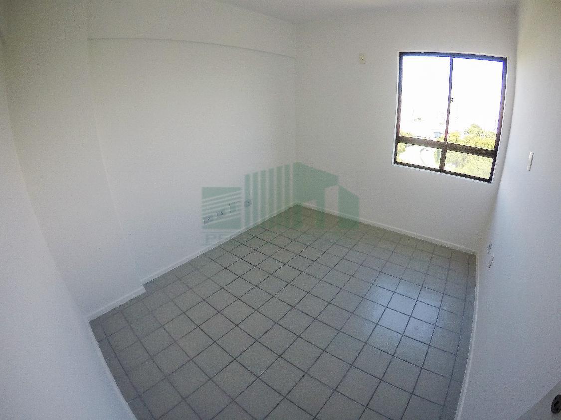 Apartamento à venda com 2 quartos, 72m² - Foto 11