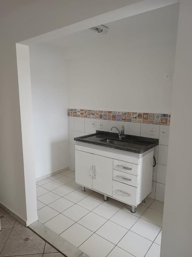 Apartamento à venda com 2 quartos, 48m² - Foto 2