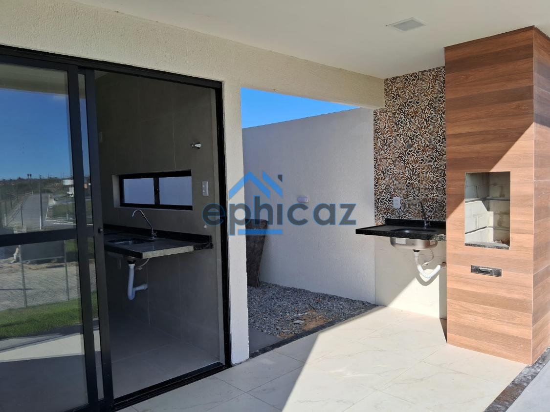 Casa à venda com 3 quartos, 112m² - Foto 1