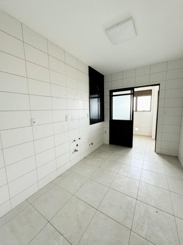 Apartamento à venda com 3 quartos, 92m² - Foto 11