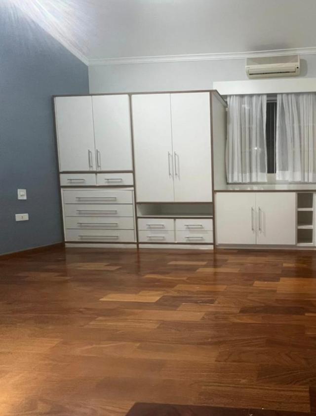 Casa à venda com 3 quartos, 250m² - Foto 8